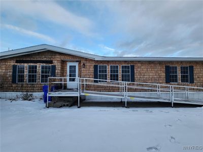 352 Applewood Dr, Lockport, NY, 14094