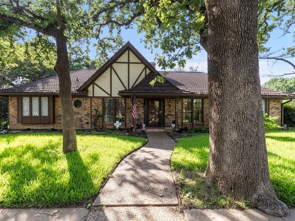 3600 Lake Pontchartrain Dr, Arlington, TX 76016