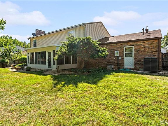 4th image of 912 Reiss Rd