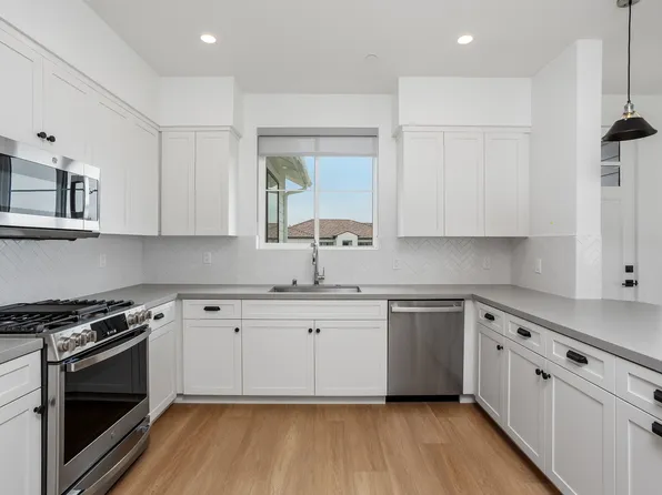 1216 Stonemark Pl, Vista, CA