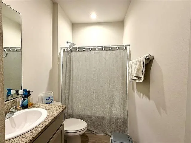 18158 Logan Ct — Photo 9