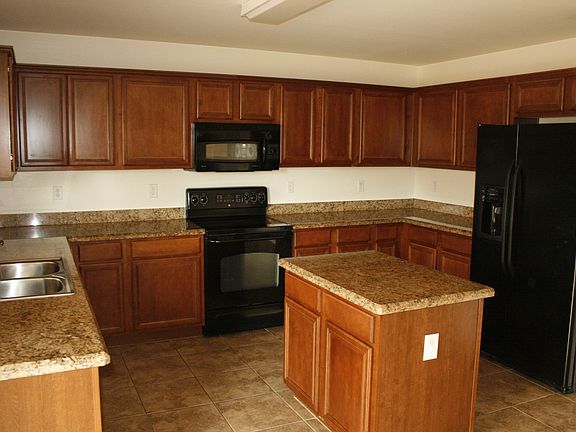 3rd image of 16259 W Yucatan Dr