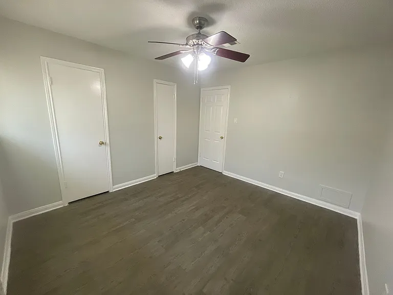 100-103 Sandra Del Mar Dr — Photo 14