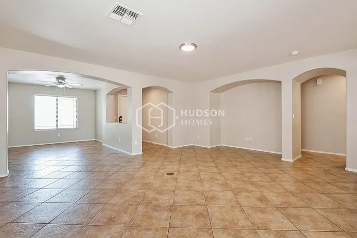 23796 W La Vista Dr — Photo 6