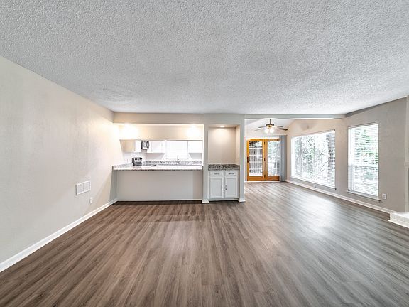 2nd image of 2719 Creek Wood Ct