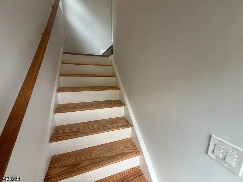 2 bed, 1.0 bath, $2,300 — Photo 2