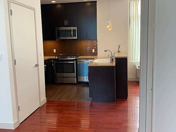 3rd image of 42-37 27th St #7A