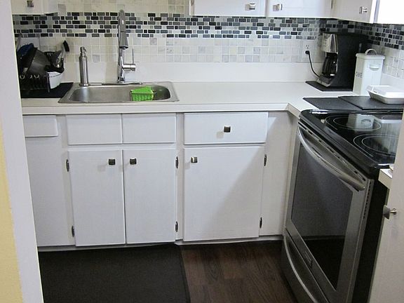 NEW KITCHEN !