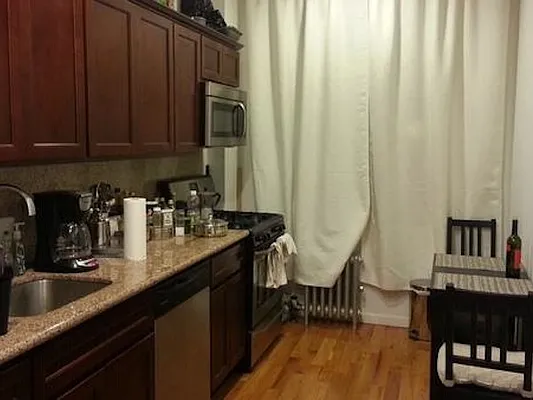 Rented by ZealEstate Group Inc | media 1