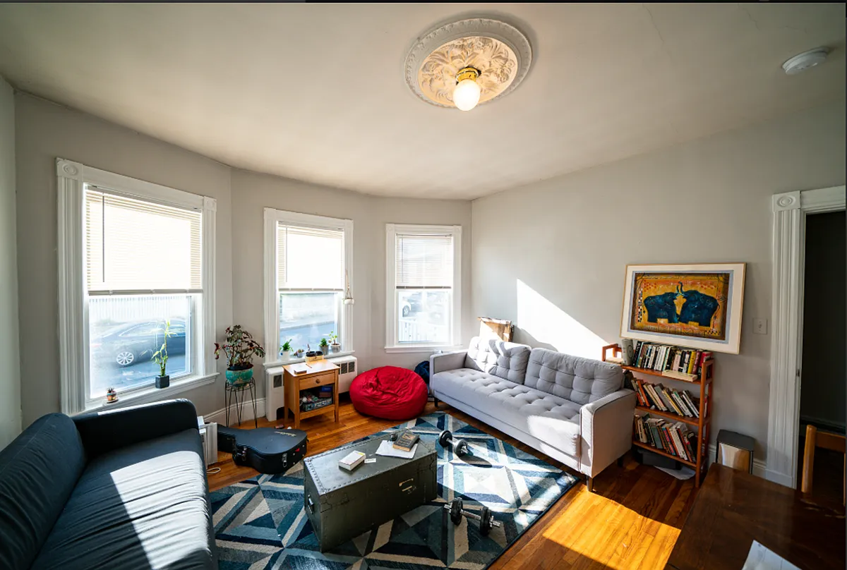 Building Photo - 47A Hillside St #1