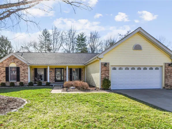12916 Walnutway Ter, Saint Louis, MO 63146