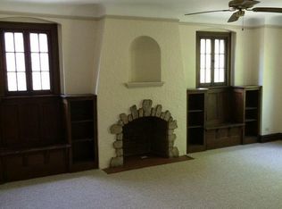 4923 Kirk St APT 3, Skokie, IL 60077