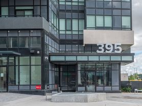 395 Dundas St W