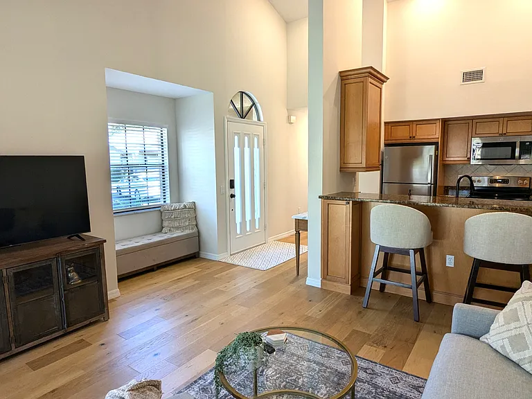4526 Morningside #35 — Photo 3