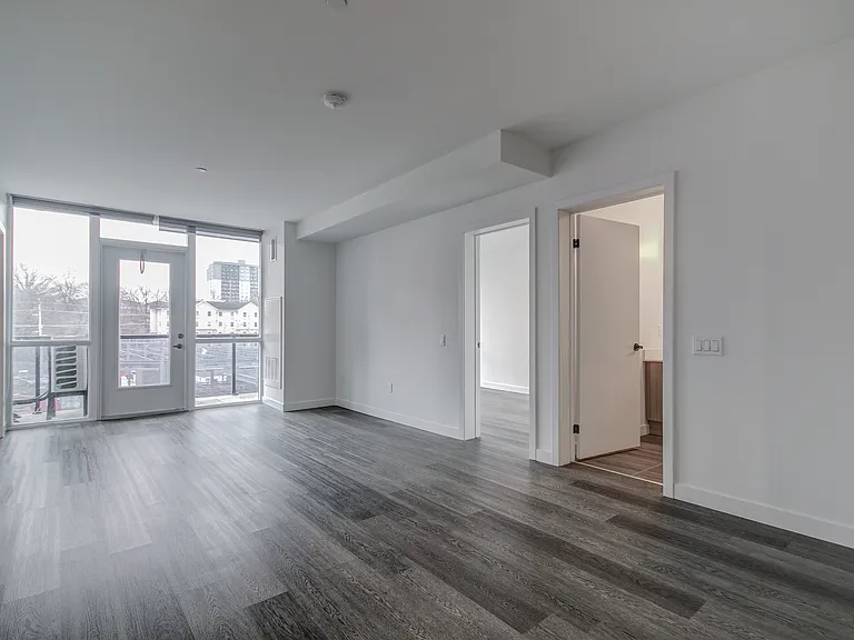 388 King St E #410 — Photo 6