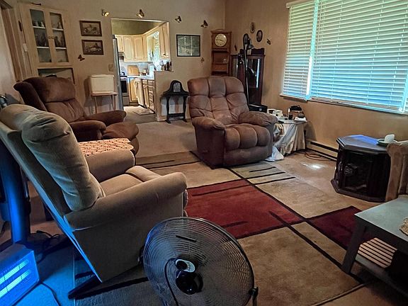 4th image of 504 S 13th St