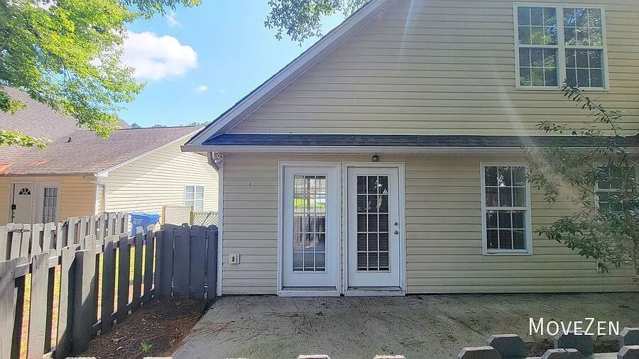 307 Saint Rosea Dr, Wilmington, NC, 28405 Fenced Semi Private Patio — Photo 3