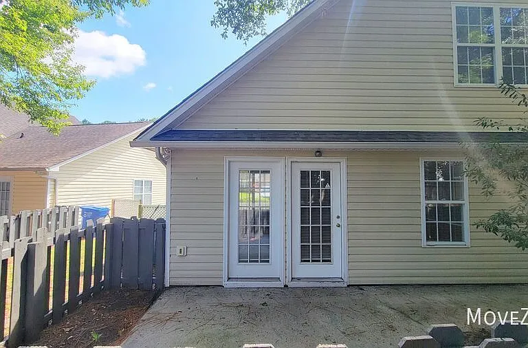 307 Saint Rosea Rd — Photo 3