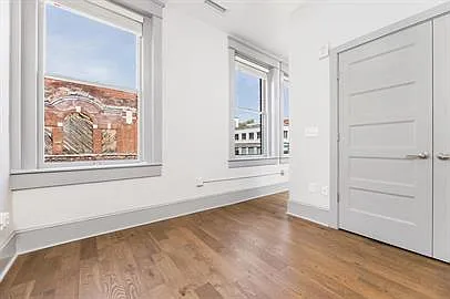 244 E Main St — Photo 32