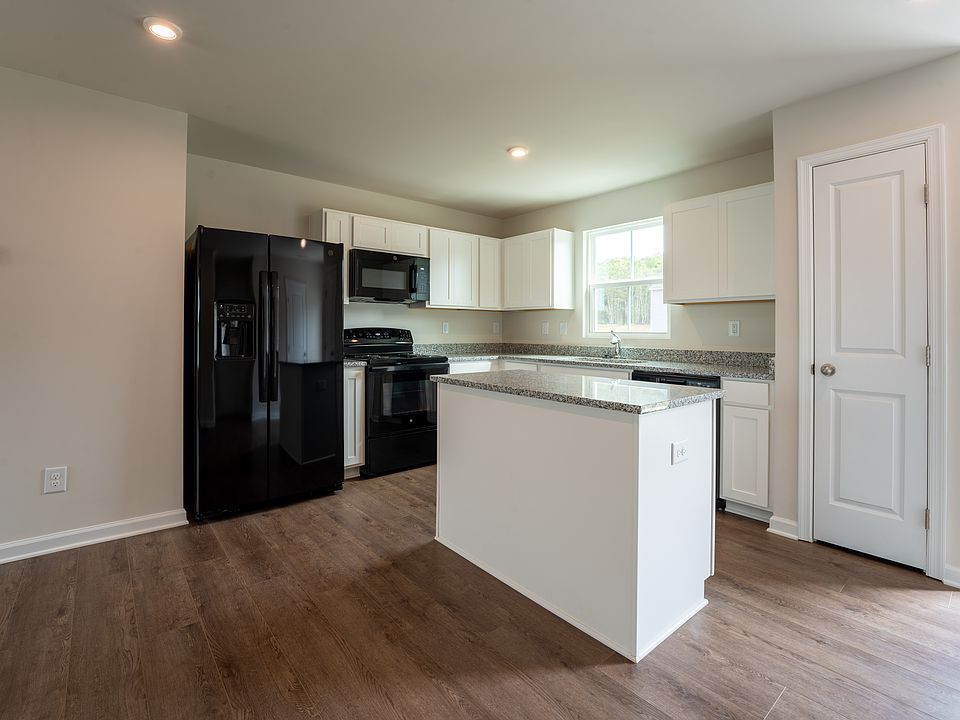 270 Basildon St Lancaster SC Zillow