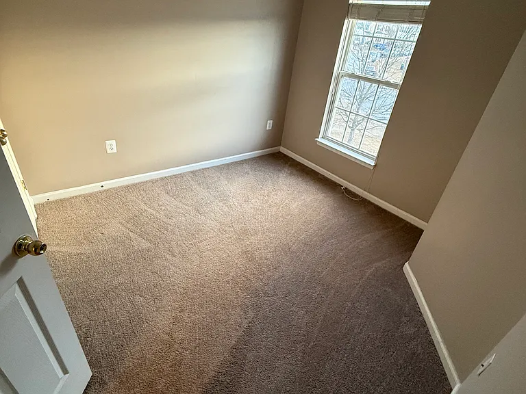 144 Executive Cir — Photo 8