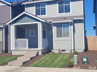 1185 Parkside Ave, Woodburn, OR 97071