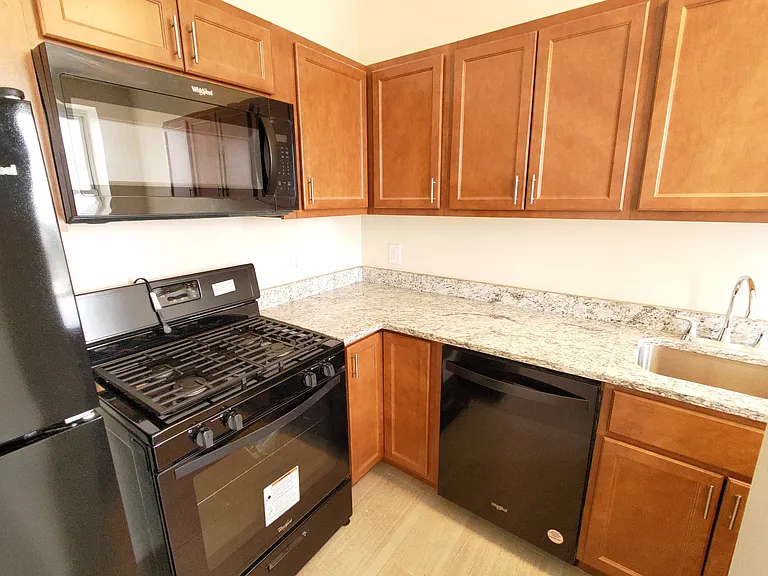 1812 Eutaw Pl #410-1812-410 — Photo 5