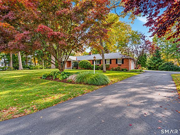 3rd image of 56 River Edge Farms Road