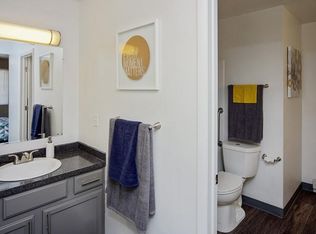 2713 Raintree Dr APT W16, Fort Collins, CO 80526