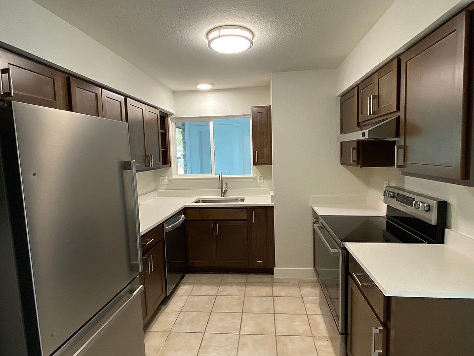 1st image of 11613 Rustic Rock Dr #A