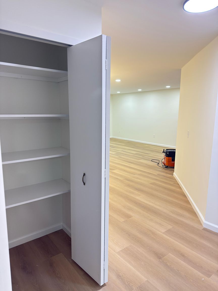 6619 Ridgefield Cir Apt 104, photo 13