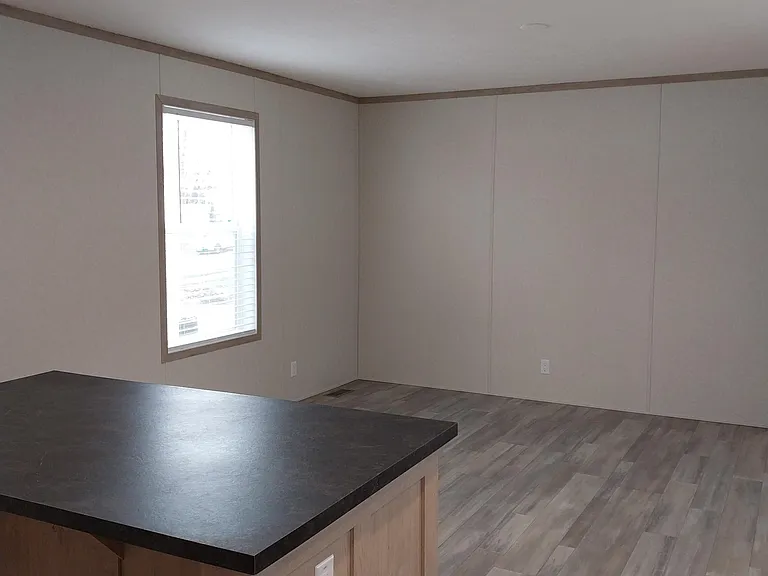 1600 N Willis Dr — Photo 25