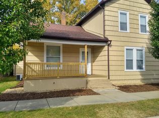 136 E Lawrence St, Mishawaka, IN 46545