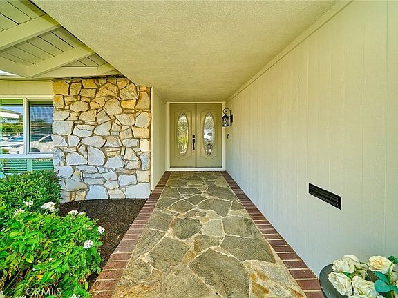 4th image of 4841 Windsong Ave