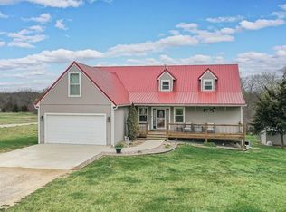 24541 Garrett Rd, Mc Louth, KS 66054
