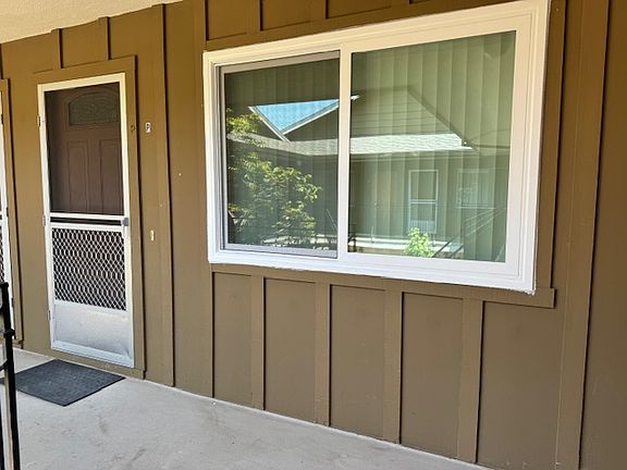 Front door entranceway