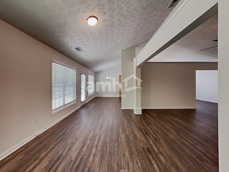 3120 Victoria Park Dr — Photo 8