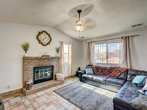 320 Limestone Crt 855