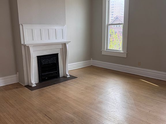 3rd image of 1570 E Long St #1