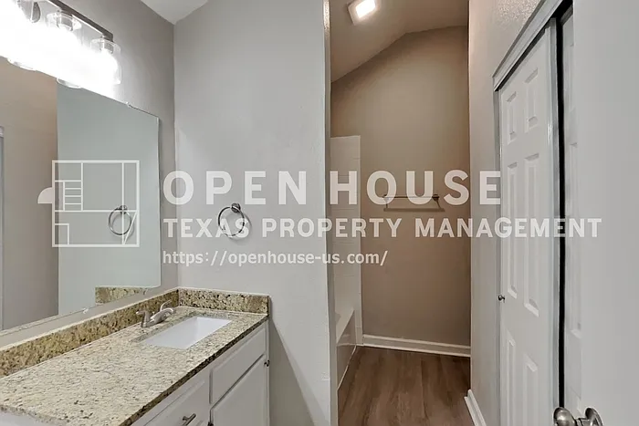 2221 Tangleridge Ln — Photo 9