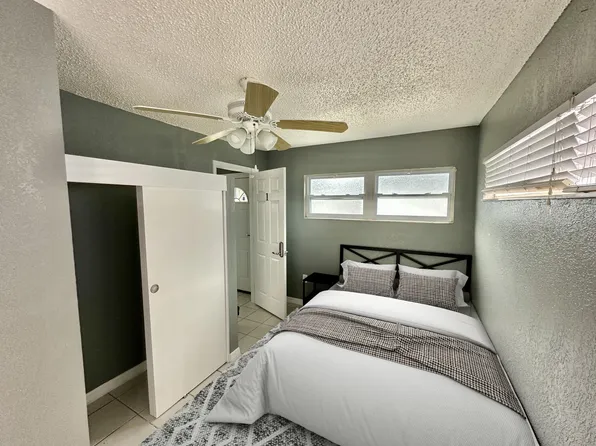 (undisclosed Address), Pt Richey, FL 34668
