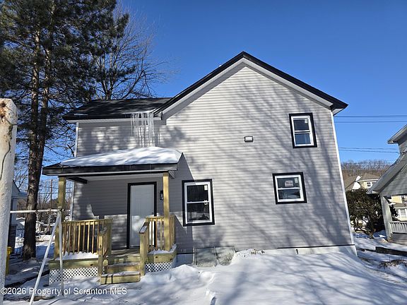 5th image of 245 N Main St