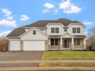16327 Serenity Ln, Eden Prairie, MN 55347