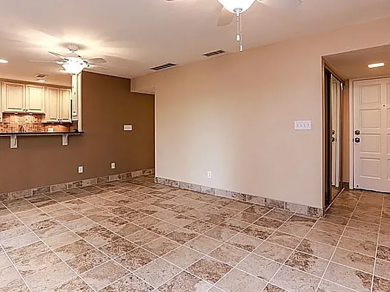 7354 S Xenia Cir #F — Photo 9