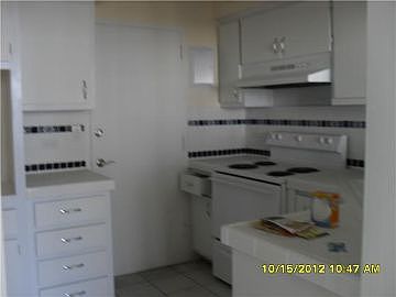 3rd image of 2121 N Bayshore Dr APT 1104