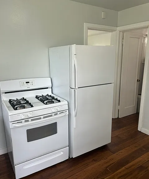 418 Cook Ave #3 — Photo 4