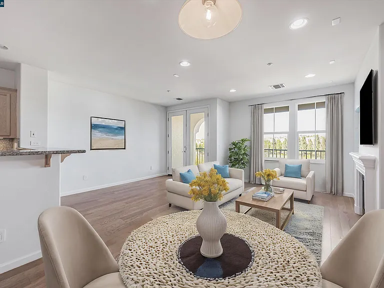 3240 Maguire Way #410 — Photo 5