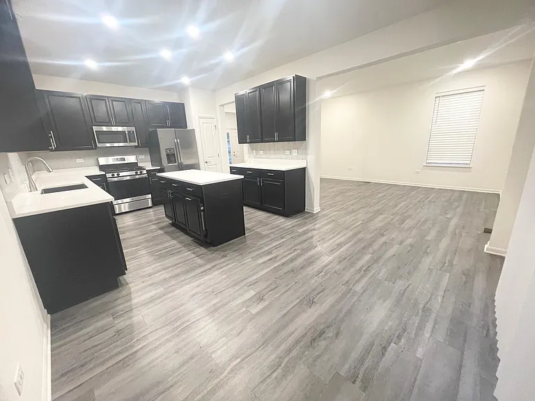 8307 Pembridge Ct — Photo 6