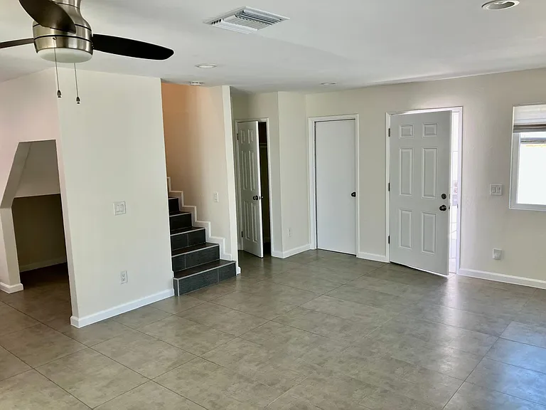 8957 Harness St — Photo 4