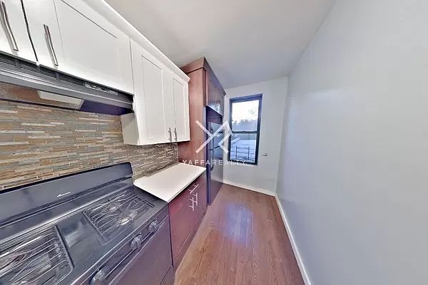 1st image of 782 Rogers Ave #3